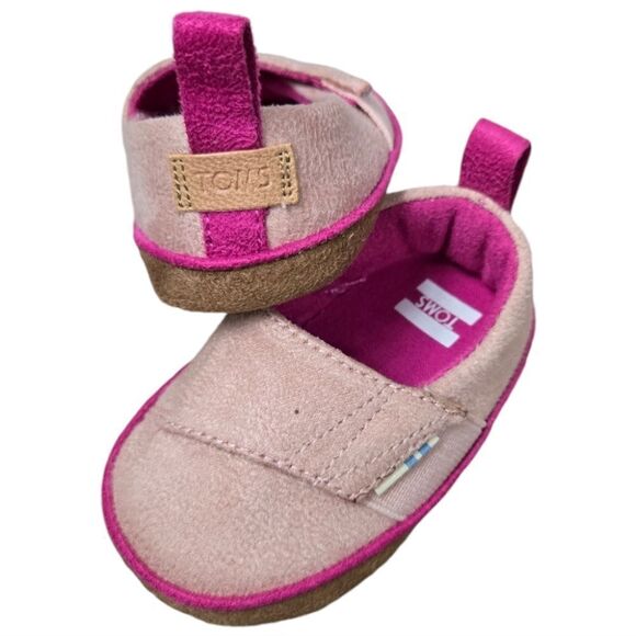 Baby Toms Pink MicroSuede Tiny Pinto Layette Alpargata Crib Shoe Girls Slip-On 2 - Picture 1 of 11